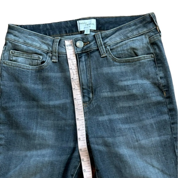Daily Ritual Amazon Brand Gray High Rise Skinny Jeans Women’s 29 Short Goth - Picture 8 of 9